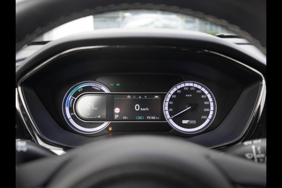 Kia Niro 1.6 GDi Hybrid DynamicLine | Trekhaak | Navigatie | Achteruitrijcamera |