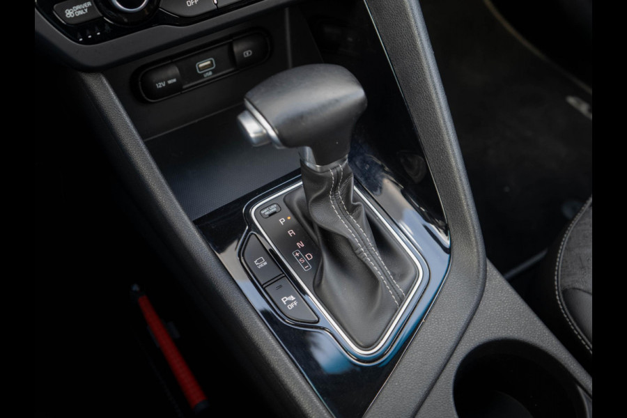 Kia Niro 1.6 GDi Hybrid DynamicLine | Trekhaak | Navigatie | Achteruitrijcamera |