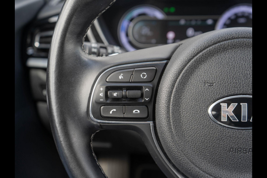 Kia Niro 1.6 GDi Hybrid DynamicLine | Trekhaak | Navigatie | Achteruitrijcamera |