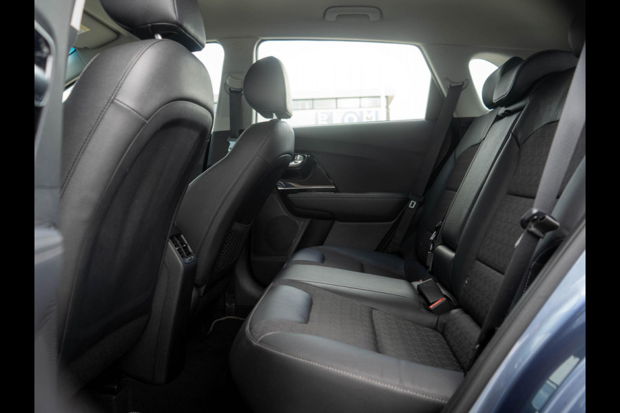 Kia Niro 1.6 GDi Hybrid DynamicLine | Trekhaak | Navigatie | Achteruitrijcamera |
