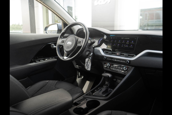 Kia Niro 1.6 GDi Hybrid DynamicLine | Trekhaak | Navigatie | Achteruitrijcamera |