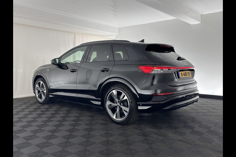 Audi Q4 e-tron 40 S edition 77 kWh S-Line-Sportpack [ 3-Fase ] (INCL-BTW) *HEAT-PUMP | LEATHER-FABRIC | MATRIX-LED | ADAPTIVE-CRUISE | AMBIENT-LIGHT | DIGI-COCKPIT | AUDI-SOUND | DAB+ | KEYLESS | SHIFT-PADDLES | CAMERA | HEATED-SPORTSEATS | 20''ALU*