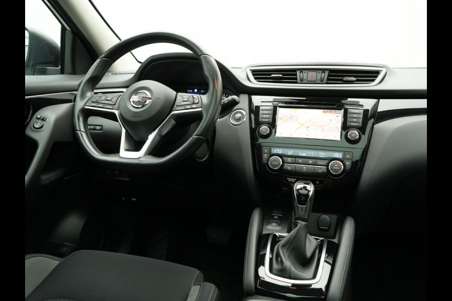 Nissan QASHQAI 1.3 DIG-T N-Connecta Automaat Dealer O.H. | Panodak | Sportstoelen Verwarmd | Apple Carplay | Navigatie | 360 Camera | Climate Control | DAB | Cruise Control |