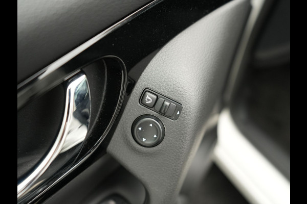 Nissan QASHQAI 1.3 DIG-T N-Connecta Automaat Dealer O.H. | Panodak | Sportstoelen Verwarmd | Apple Carplay | Navigatie | 360 Camera | Climate Control | DAB | Cruise Control |
