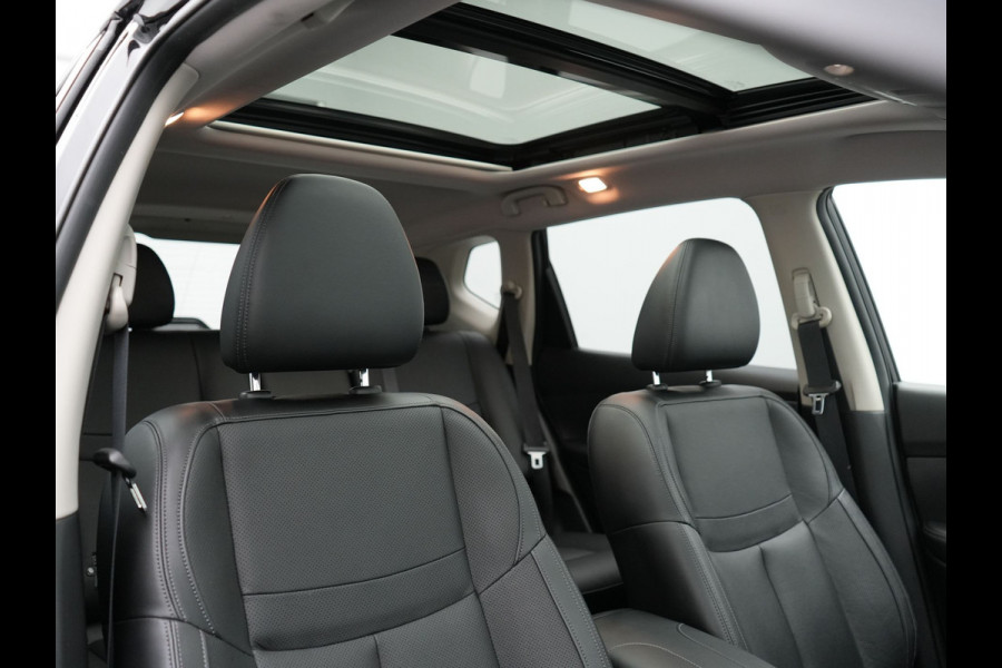 Nissan X-Trail 1.3 DIG-T Tekna Automaat | Panodak | Lederen Sportstoelen Verwarmd | Navigatie | Apple Carplay | 360 Camera | L.M. 19" | BOSE Sound | Climate Control | Cruise Control | DAB |