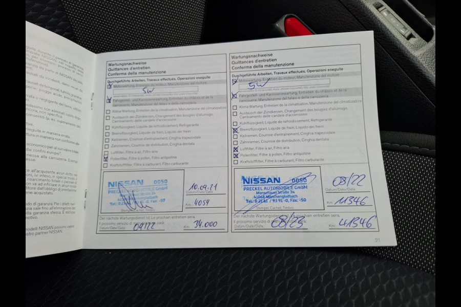 Nissan QASHQAI 1.3 DIG-T N-Connecta Automaat Dealer O.H. | Panodak | Sportstoelen Verwarmd | Apple Carplay | Navigatie | 360 Camera | Climate Control | DAB | Cruise Control |
