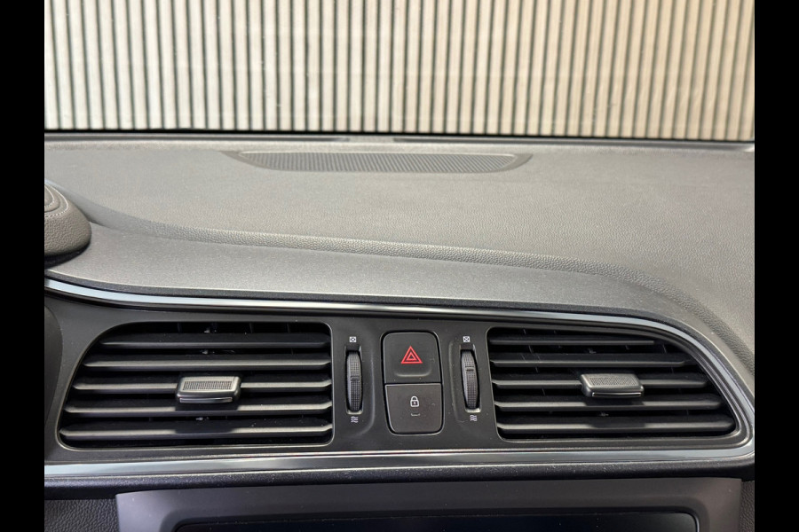 Renault Kadjar 1.3 TCe Zen AUT. PANORAMADAK NAVIGATIE CAMERA TREKHAAK PDC BLUETOOTH AIROC CRUISE USB START/STOP