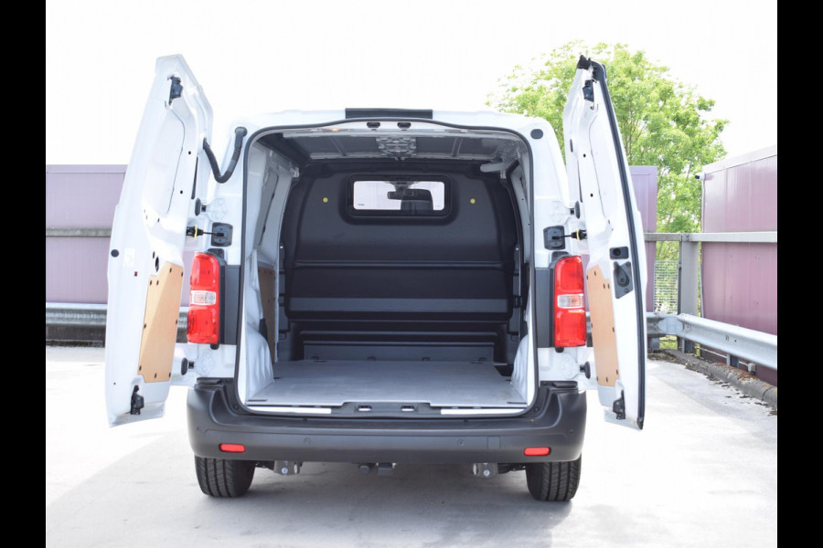 Peugeot Expert L2 2.0 145PK | BETIMMERING | CAMERA + SENSOREN | CARPLAY | NAVIGATIE | TREKHAAK