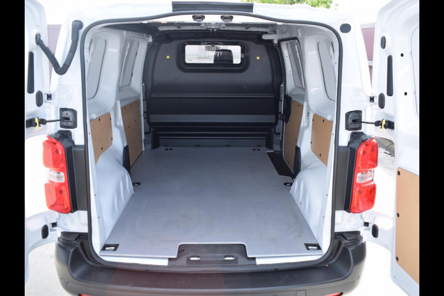 Peugeot Expert L2 2.0 145PK | BETIMMERING | CAMERA + SENSOREN | CARPLAY | NAVIGATIE | TREKHAAK