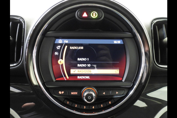 MINI Countryman 2.0 Cooper S E ALL4 Salt NAVI/CLIMA/CRUISE/LED/17"LMV!