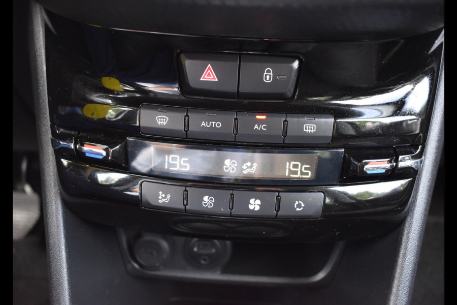 Peugeot 2008 1.2 PureTech Active Automaat / Clima / Trekhaak / Parkeersensoren / Cruise control / 16" LM