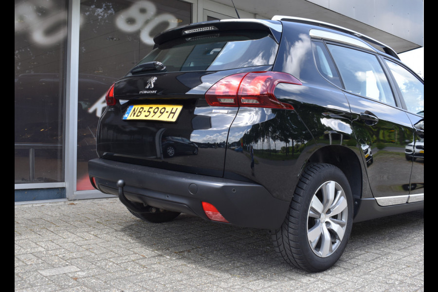 Peugeot 2008 1.2 PureTech Active Automaat / Clima / Trekhaak / Parkeersensoren / Cruise control / 16" LM