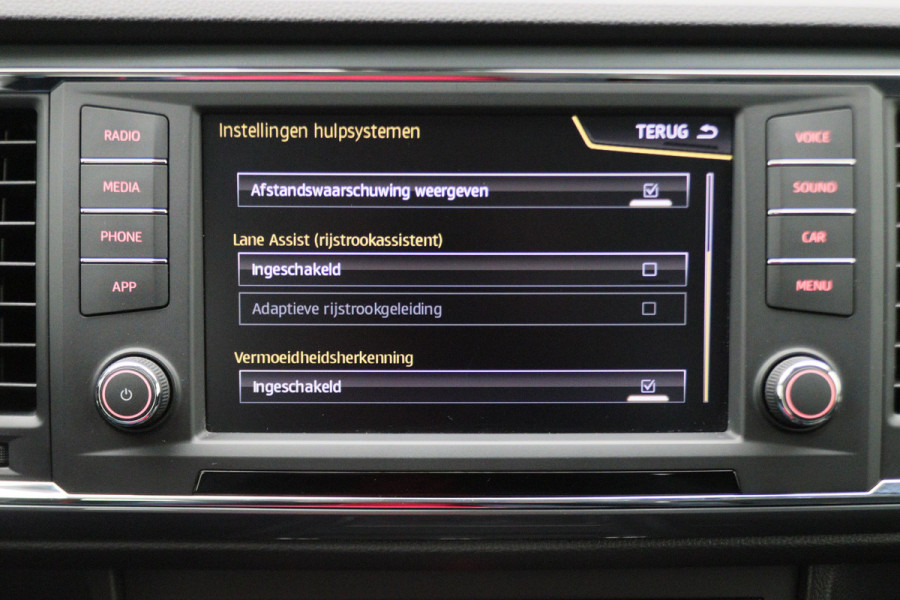 Seat Ateca 1.0 EcoTSI Style Apple Carplay, Climate, Lane Assist, Cruise, PDC, 18"