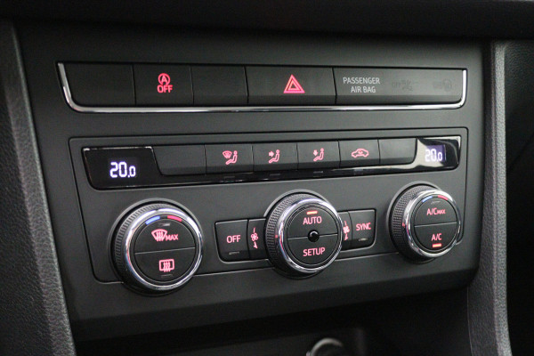 Seat Ateca 1.0 EcoTSI Style Apple Carplay, Climate, Lane Assist, Cruise, PDC, 18"