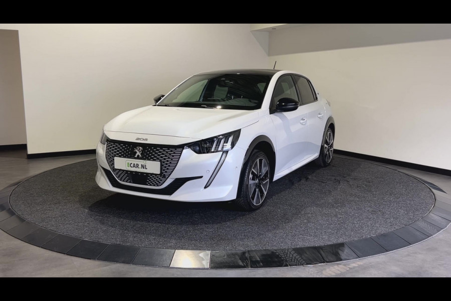 Peugeot e-208 EV GT Pack 50 kWh | Zwart dak | 100 % dealeronderhouden | Soh (batterijcheck) 91,06 %