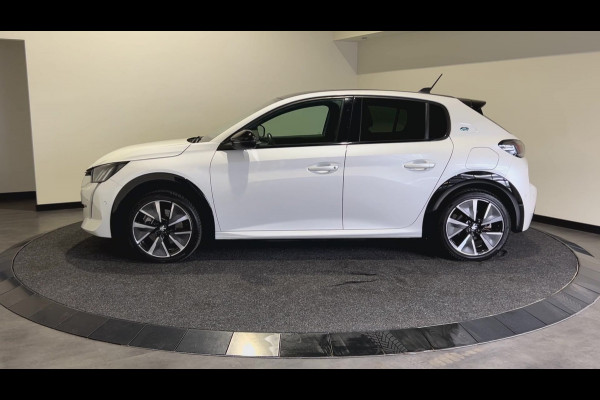 Peugeot e-208 EV GT Pack 50 kWh | Zwart dak | 100 % dealeronderhouden | Soh (batterijcheck) 91,06 %