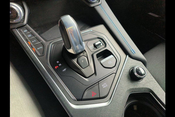 Lynk & Co 01 1.5 261PK Plug-in Hybrid * 360* camera Pano/dak Apple/Carplay Adaptive/Cruise Rijklaar + 12 maandne Bovag-garantie Henk Jongen Auto's in Helmond,  al 50 jaar service zoals 't hoort!
