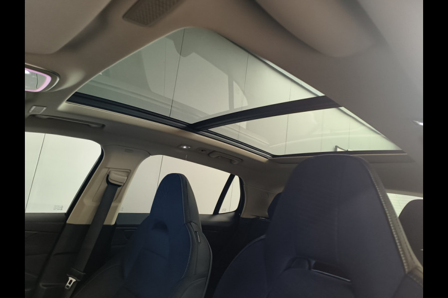 Lynk & Co 01 1.5 261PK Plug-in Hybrid * 360* camera Pano/dak Apple/Carplay Adaptive/Cruise Rijklaar + 12 maandne Bovag-garantie Henk Jongen Auto's in Helmond,  al 50 jaar service zoals 't hoort!