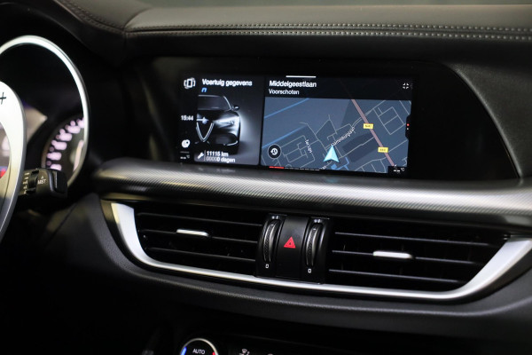 Alfa Romeo Stelvio 2.0 T AWD 6C Villa d'Este / Acc / Lane Assist / HK / Dode Hoek / Camera / Open Panoramadak / Led / Pdc / 20 Inc