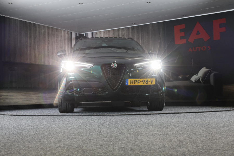 Alfa Romeo Stelvio 2.0 T AWD 6C Villa d'Este / Acc / Lane Assist / HK / Dode Hoek / Camera / Open Panoramadak / Led / Pdc / 20 Inc