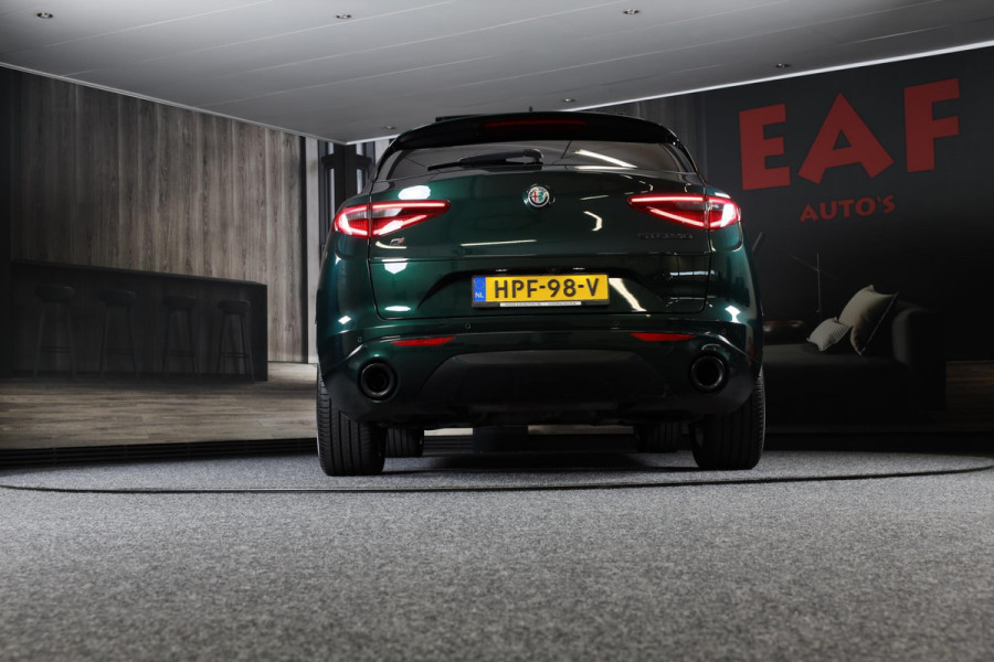 Alfa Romeo Stelvio 2.0 T AWD 6C Villa d'Este / Acc / Lane Assist / HK / Dode Hoek / Camera / Open Panoramadak / Led / Pdc / 20 Inc