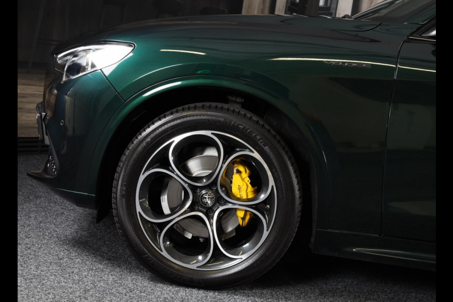 Alfa Romeo Stelvio 2.0 T AWD 6C Villa d'Este / Acc / Lane Assist / HK / Dode Hoek / Camera / Open Panoramadak / Led / Pdc / 20 Inc