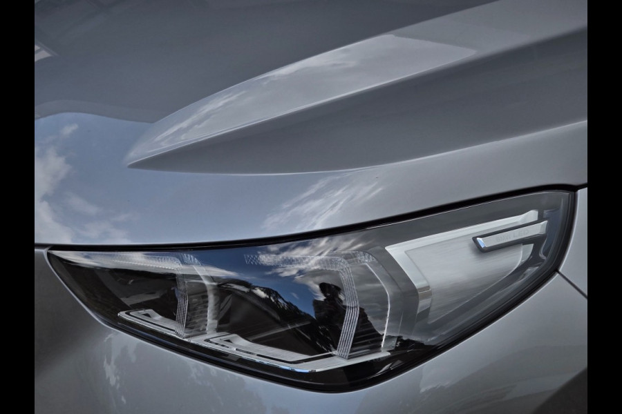 BMW iX1 XDRIVE30 LAUNCH ED. I M PAKKET I 20 INCH I PANORAMA I HARMAN & KARDON