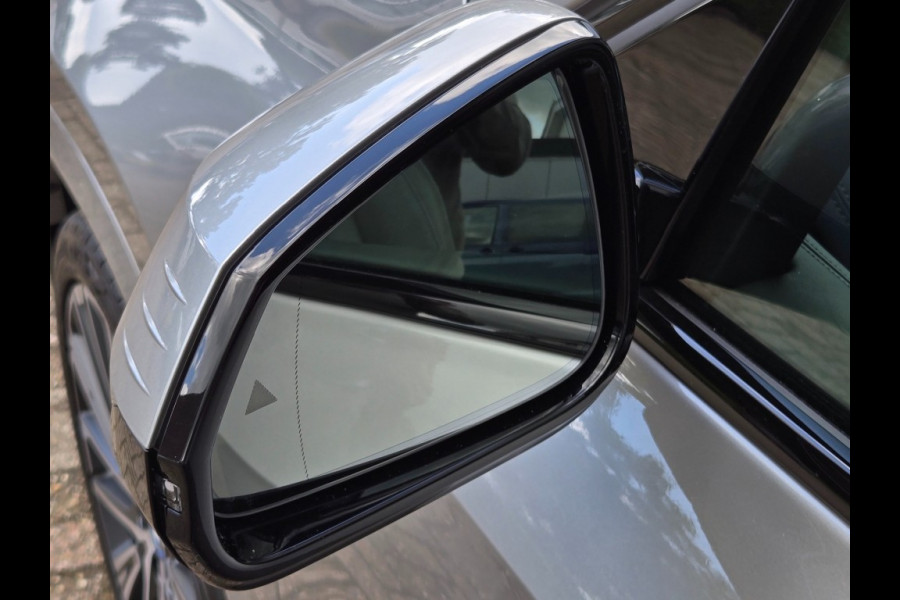 BMW iX1 XDRIVE30 LAUNCH ED. I M PAKKET I 20 INCH I PANORAMA I HARMAN & KARDON