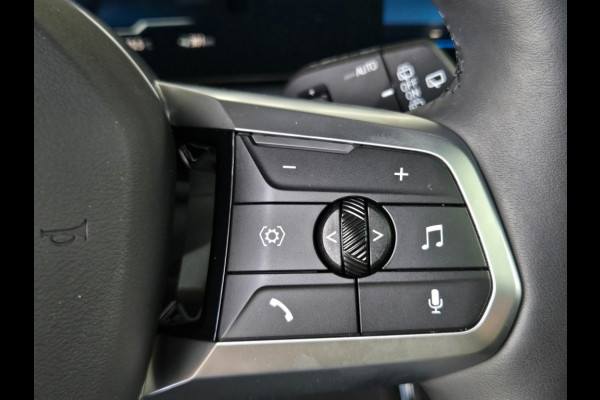 BMW iX1 XDRIVE30 LAUNCH ED. I M PAKKET I 20 INCH I PANORAMA I HARMAN & KARDON