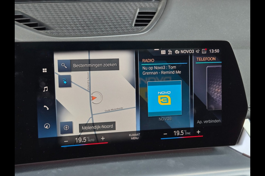 BMW iX1 XDRIVE30 LAUNCH ED. I M PAKKET I 20 INCH I PANORAMA I HARMAN & KARDON