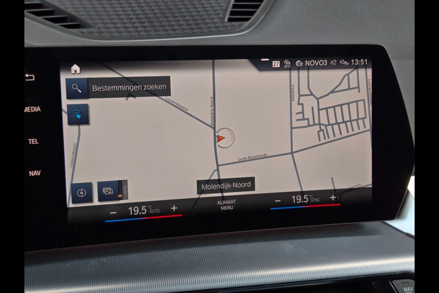 BMW iX1 XDRIVE30 LAUNCH ED. I M PAKKET I 20 INCH I PANORAMA I HARMAN & KARDON