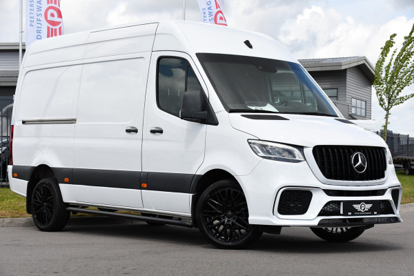 Mercedes-Benz Sprinter 319 V6 3.0 CDI L2H2 AMG Pakket! Camera, Cruise, Carplay, Automaat, LED, 190PK, Multimedia, Stoelverwarming, UNIEK!