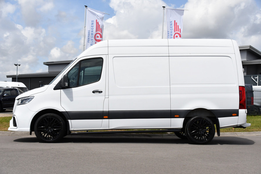 Mercedes-Benz Sprinter 319 V6 3.0 CDI L2H2 AMG Pakket! Camera, Cruise, Carplay, Automaat, LED, 190PK, Multimedia, Stoelverwarming, UNIEK!