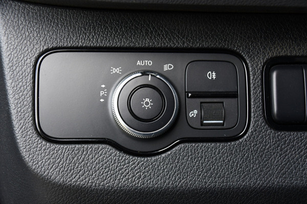Mercedes-Benz Sprinter 319 V6 3.0 CDI L2H2 AMG Pakket! Camera, Cruise, Carplay, Automaat, LED, 190PK, Multimedia, Stoelverwarming, UNIEK!