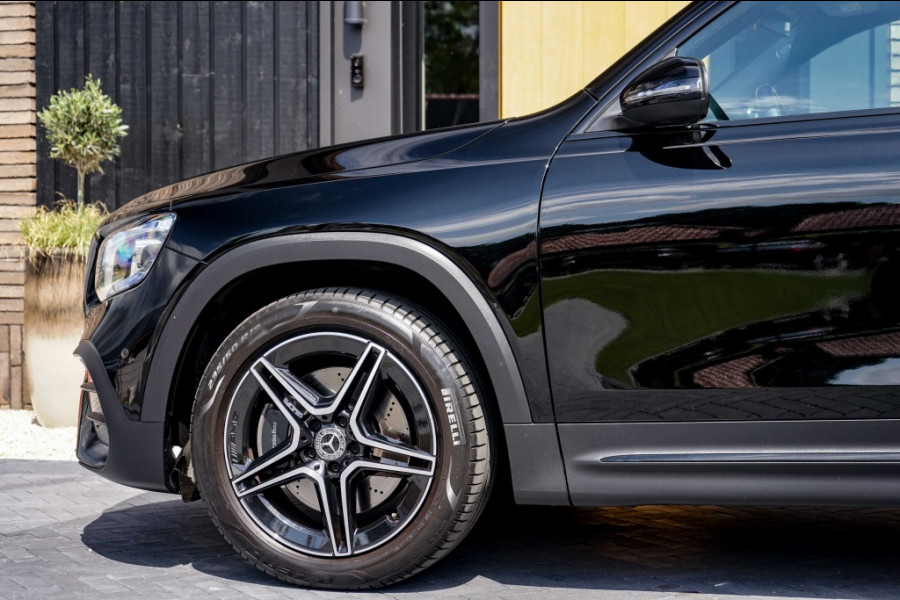 Mercedes-Benz Glb 250 AMG 225PK DCT-8 Pano/Sfeer/Night/Burmester