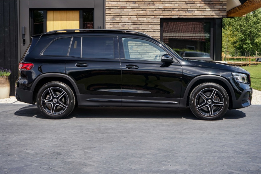Mercedes-Benz Glb 250 AMG 225PK DCT-8 Pano/Sfeer/Night/Burmester