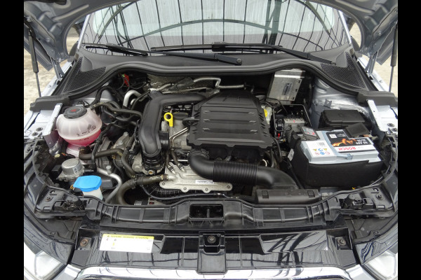 Audi A1 Sportback 1.0 TFSI Adrenalin * NAVIGATIE * S-LINE * LED !!