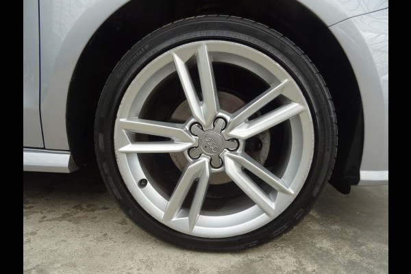 Audi A1 Sportback 1.0 TFSI Adrenalin * NAVIGATIE * S-LINE * LED !!