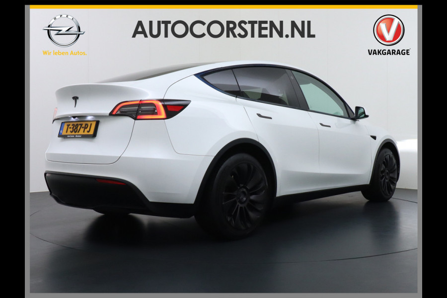 Tesla Model Y RWD 58kWh Lmv 19" Warmtepomp LFP-Accu Autopilot FSD-Computer 3 Leder Panoramadak Elektr.Stuur+Stoel+Verwarmd Navi Ecc Premium Au Camera's Elektr.AchterKlep Parkeer Assistent 2xContactloos-laden Sentry-Mode PrivacyGlas Bluetooth Dodehoek detector Connected services AMD-Ryzen Processor 1.600kg trekvermogen Origineel Nederlandse Auto Fabrieksgarantie t/m 31-12-2026 Garantie op Accu en Motor tot 04-08-2031 max. 160.000km 1e particuliere eigenaar!