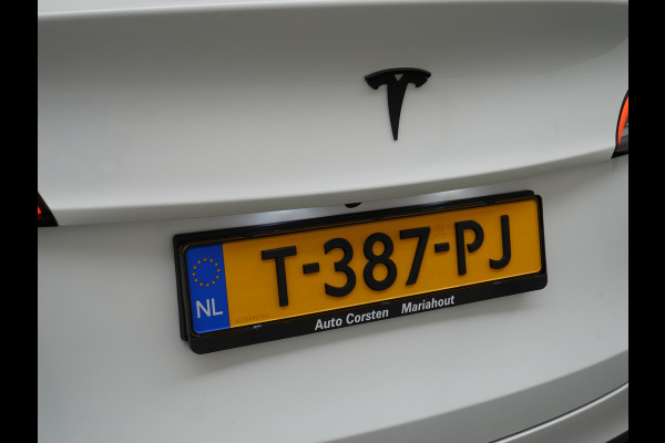 Tesla Model Y RWD 58kWh Lmv 19" Warmtepomp LFP-Accu Autopilot FSD-Computer 3 Leder Panoramadak Elektr.Stuur+Stoel+Verwarmd Navi Ecc Premium Au Camera's Elektr.AchterKlep Parkeer Assistent 2xContactloos-laden Sentry-Mode PrivacyGlas Bluetooth Dodehoek detector Connected services AMD-Ryzen Processor 1.600kg trekvermogen Origineel Nederlandse Auto Fabrieksgarantie t/m 31-12-2026 Garantie op Accu en Motor tot 04-08-2031 max. 160.000km 1e particuliere eigenaar!