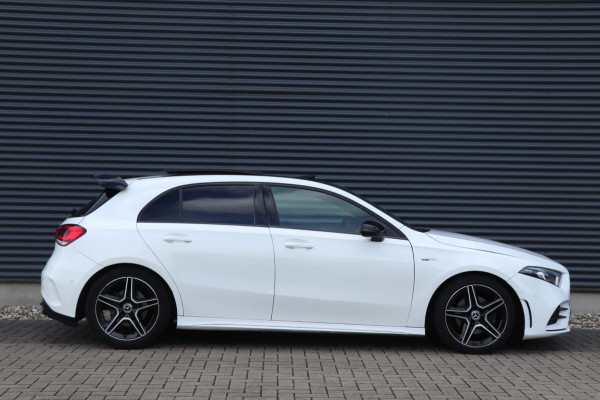 Mercedes-Benz A-Klasse A200 | PANO - A35 PAKKET - VOL!