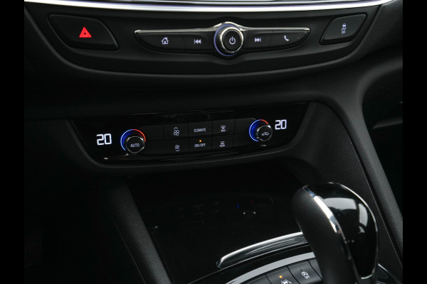 Opel Insignia Sports Tourer 1.5 Turbo Business Executive Aut. *NAVI-FULLMAP | LEATHER-FABRIC | KEYLESS | DAB+ | SPORT-SEATS  | ECC | PDC | CRUISE | TOWBAR | CARPLAY | 18''ALU*