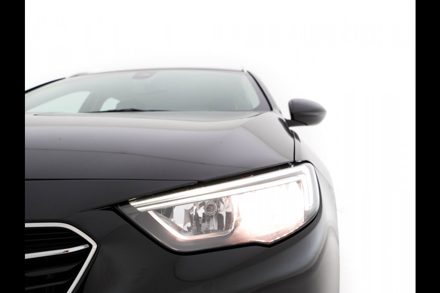 Opel Insignia Sports Tourer 1.5 Turbo Business Executive Aut. *NAVI-FULLMAP | LEATHER-FABRIC | KEYLESS | DAB+ | SPORT-SEATS  | ECC | PDC | CRUISE | TOWBAR | CARPLAY | 18''ALU*