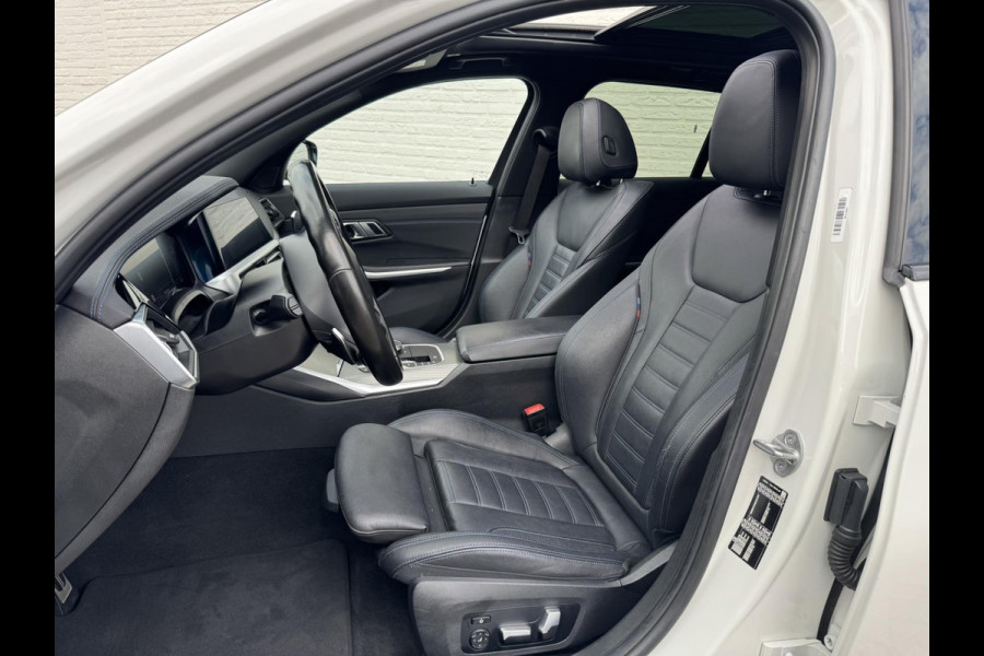BMW 3 Serie Touring 320i High Exec. M-Sport individual Sfeer Leder Camera Pdc v+a Trekhaak Led