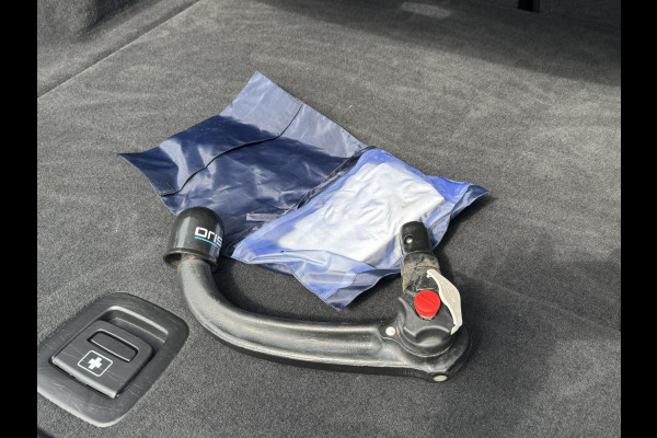 BMW 3 Serie Touring 320i High Exec. M-Sport individual Sfeer Leder Camera Pdc v+a Trekhaak Led