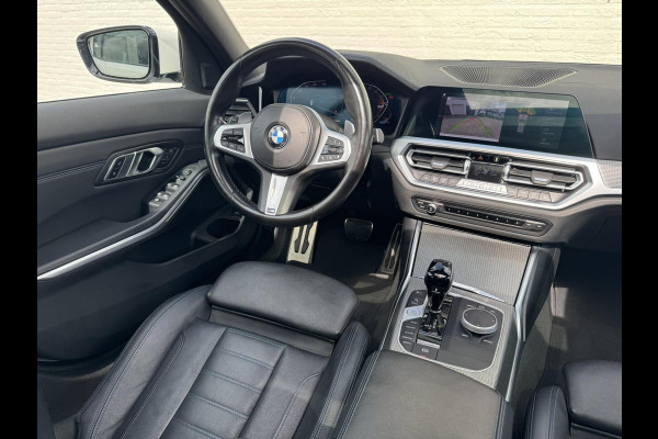BMW 3 Serie Touring 320i High Exec. M-Sport individual Sfeer Leder Camera Pdc v+a Trekhaak Led