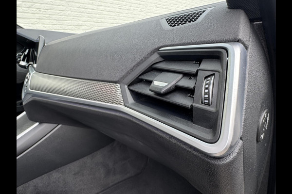 BMW 3 Serie Touring 320i High Exec. M-Sport individual Sfeer Leder Camera Pdc v+a Trekhaak Led