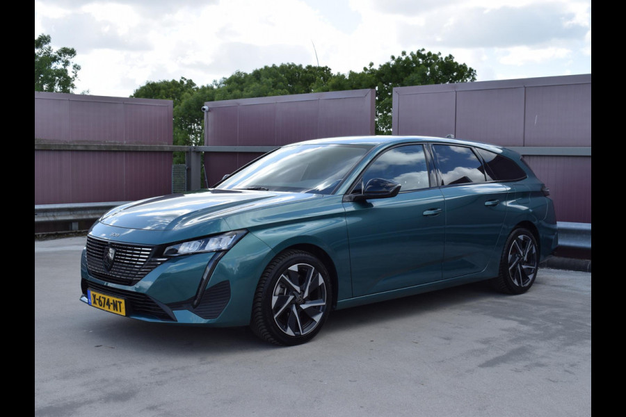 Peugeot 308 SW 1.6 Plug-in Hybrid 180 Allure NAVIGATIE & CARPLAY | ACHTERUITRIJCAMERA MET SENSOREN | E.C.C. |