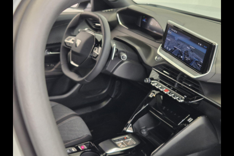 Peugeot 2008 1.2 PureTech 130 Allure Automaat | Navigatie | 360° Camera | Keyless Entry | Apple Carplay/Android Auto (Draadloos) |