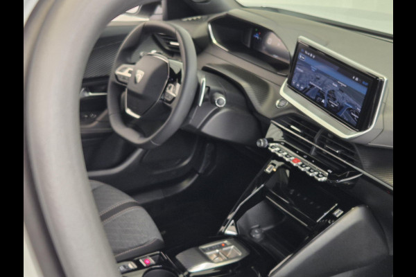 Peugeot 2008 1.2 PureTech 130 Allure Automaat | Navigatie | 360° Camera | Keyless Entry | Apple Carplay/Android Auto (Draadloos) |